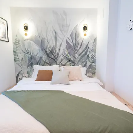 Modern Aviatiei Apartament